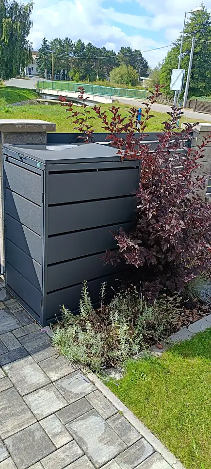 Boxy