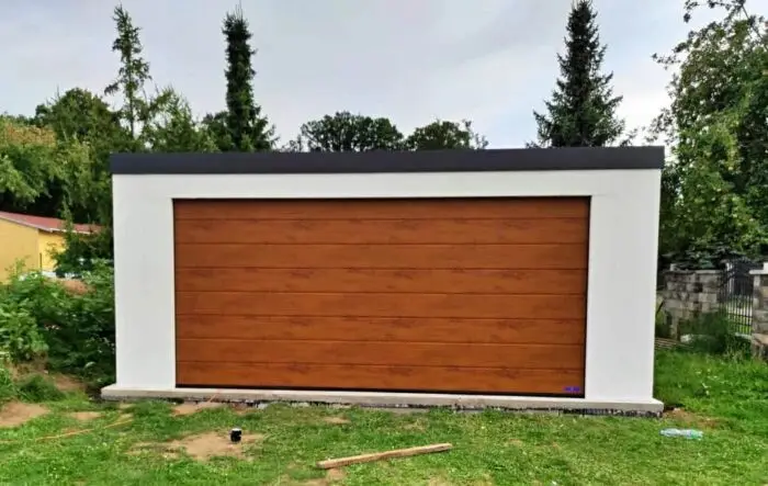 Garáž pro&nbsp;2 auta 6 x 7 m